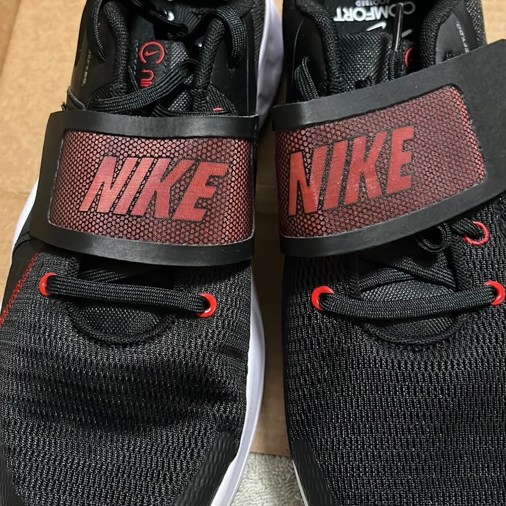 Nike Men’s Retaliation 4 Training Shoe - Picture 1 of 6